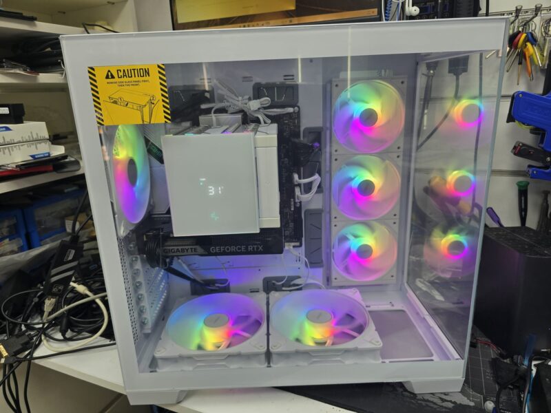 GAMING intel core ULTRA 7 265K | ssd-NVME1000 | 32DDR5 | GIGABYTE Z890M DDR5 | GIGBYTE RTX-5060-TI | 750W