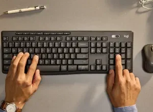 logitech  MK370 Combo for Business  סט מקלדת ועכבר אלחוטי ובלוטוס