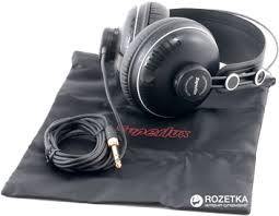 אוזניות אולפן סגורות