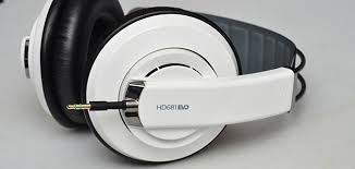 אוזניות אולפניות חצי פתוחות